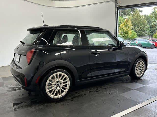 Thumbnail: 2025 MINI Cooper Hardtop - 6