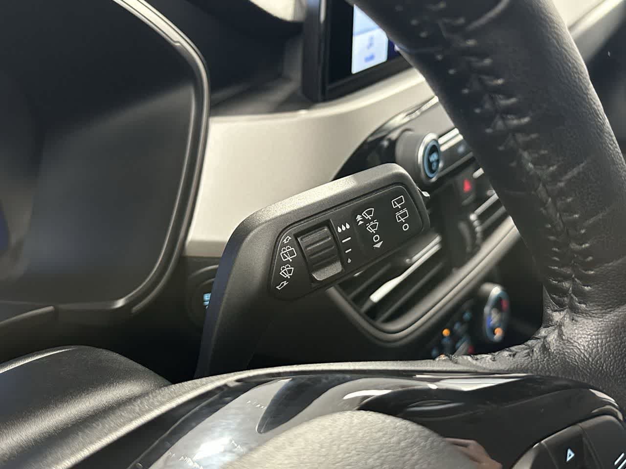 Thumbnail: 2021 Ford Escape - 19
