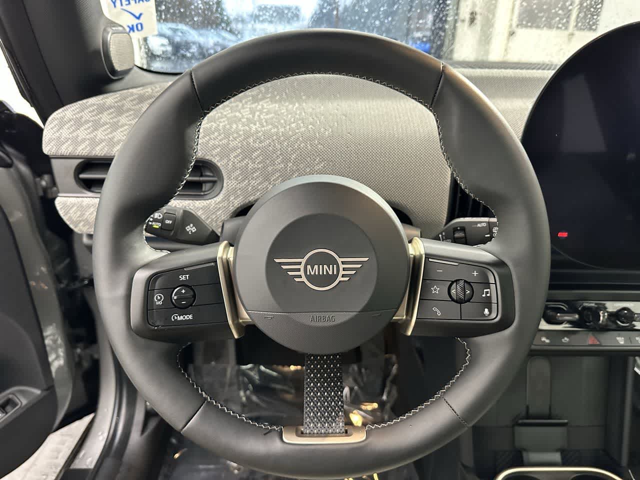 Thumbnail: 2025 MINI Cooper Hardtop - 12