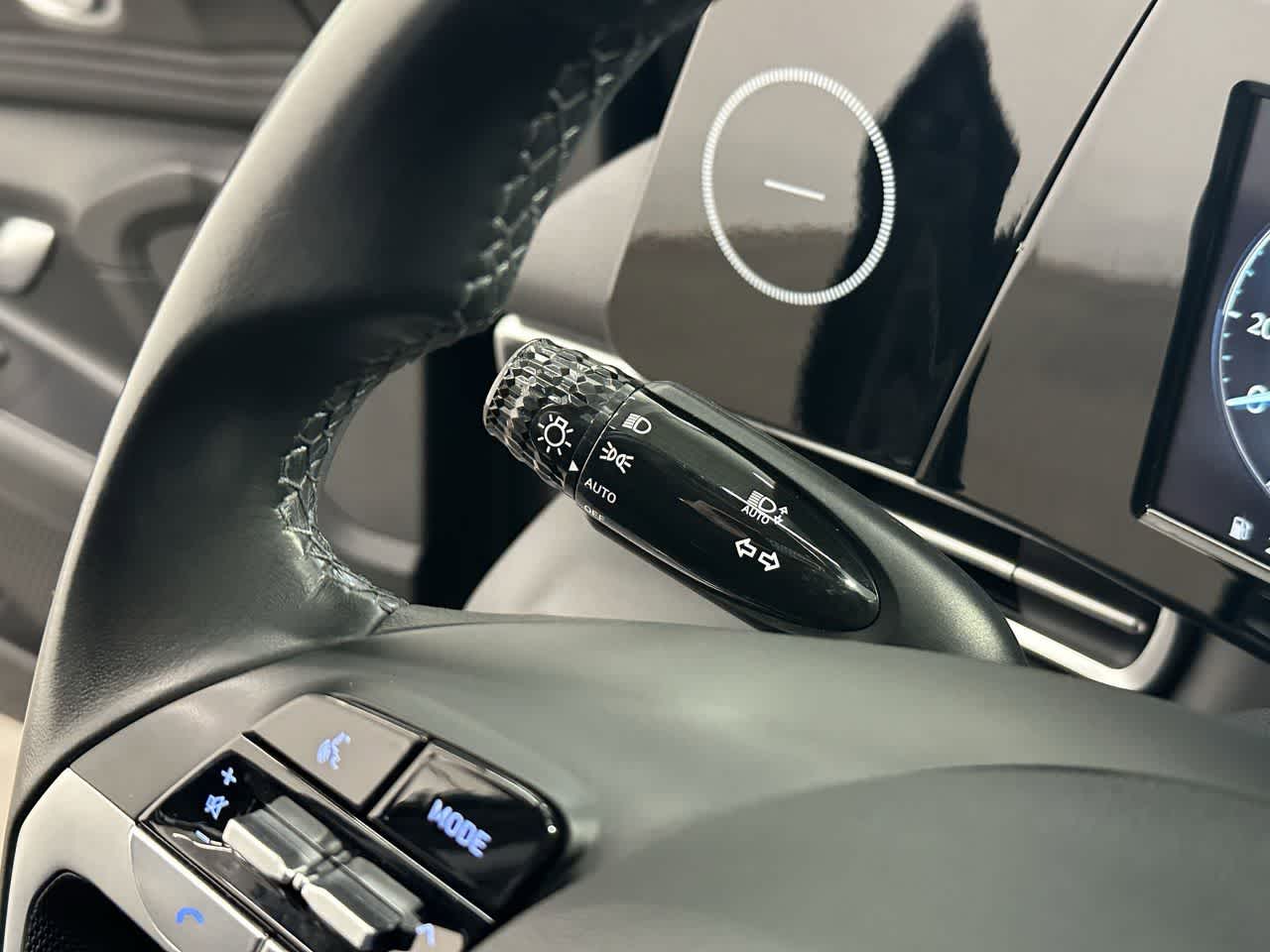 Thumbnail: 2022 Hyundai Elantra - 16