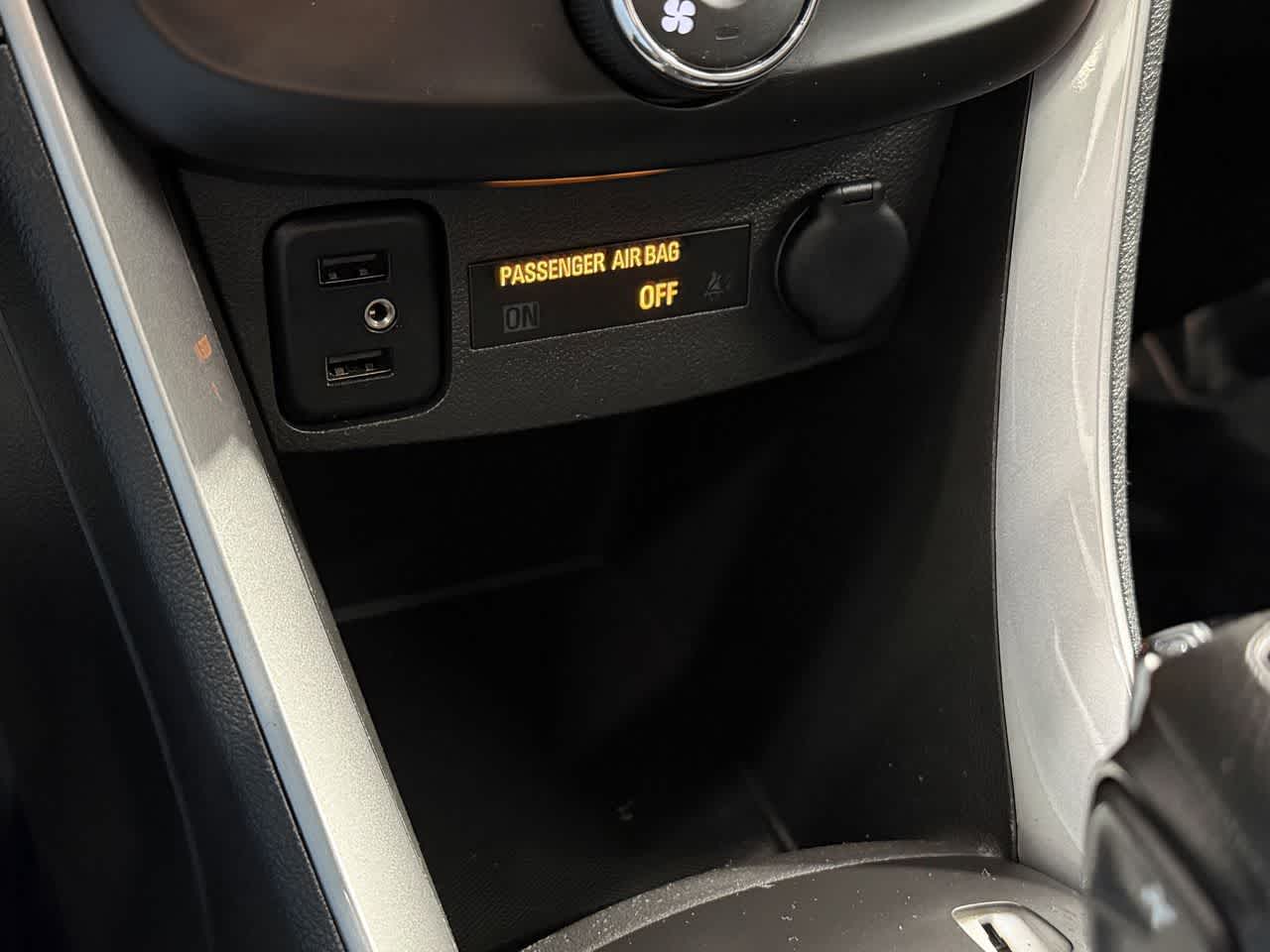 Thumbnail: 2020 Chevrolet Trax - 22