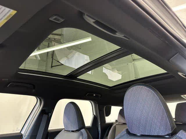 Thumbnail: 2026 MINI Cooper Countryman - 14