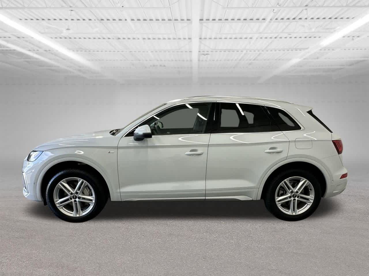Thumbnail: 2022 Audi Q5 - 2