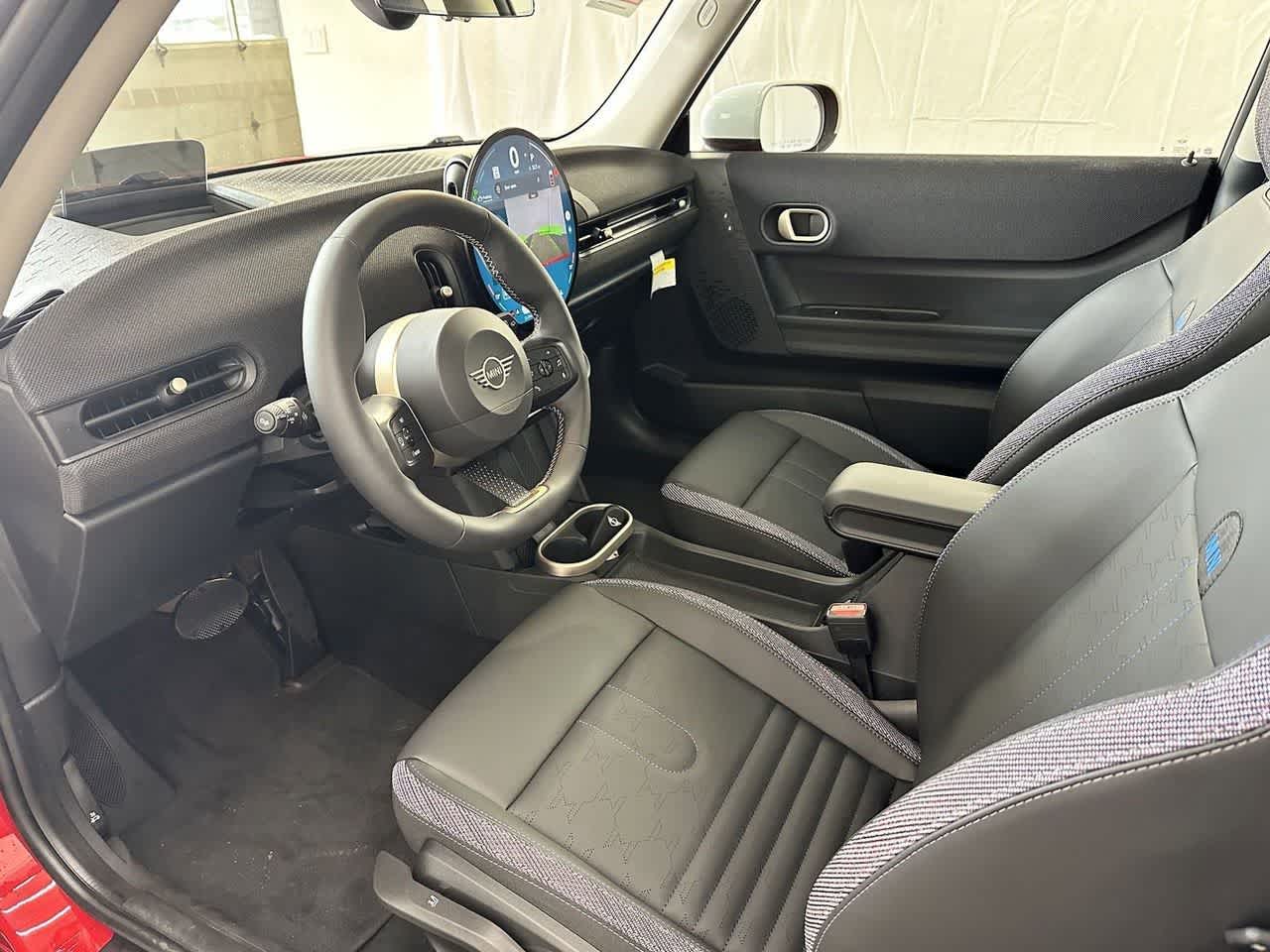 Thumbnail: 2025 MINI Cooper Hardtop - 10