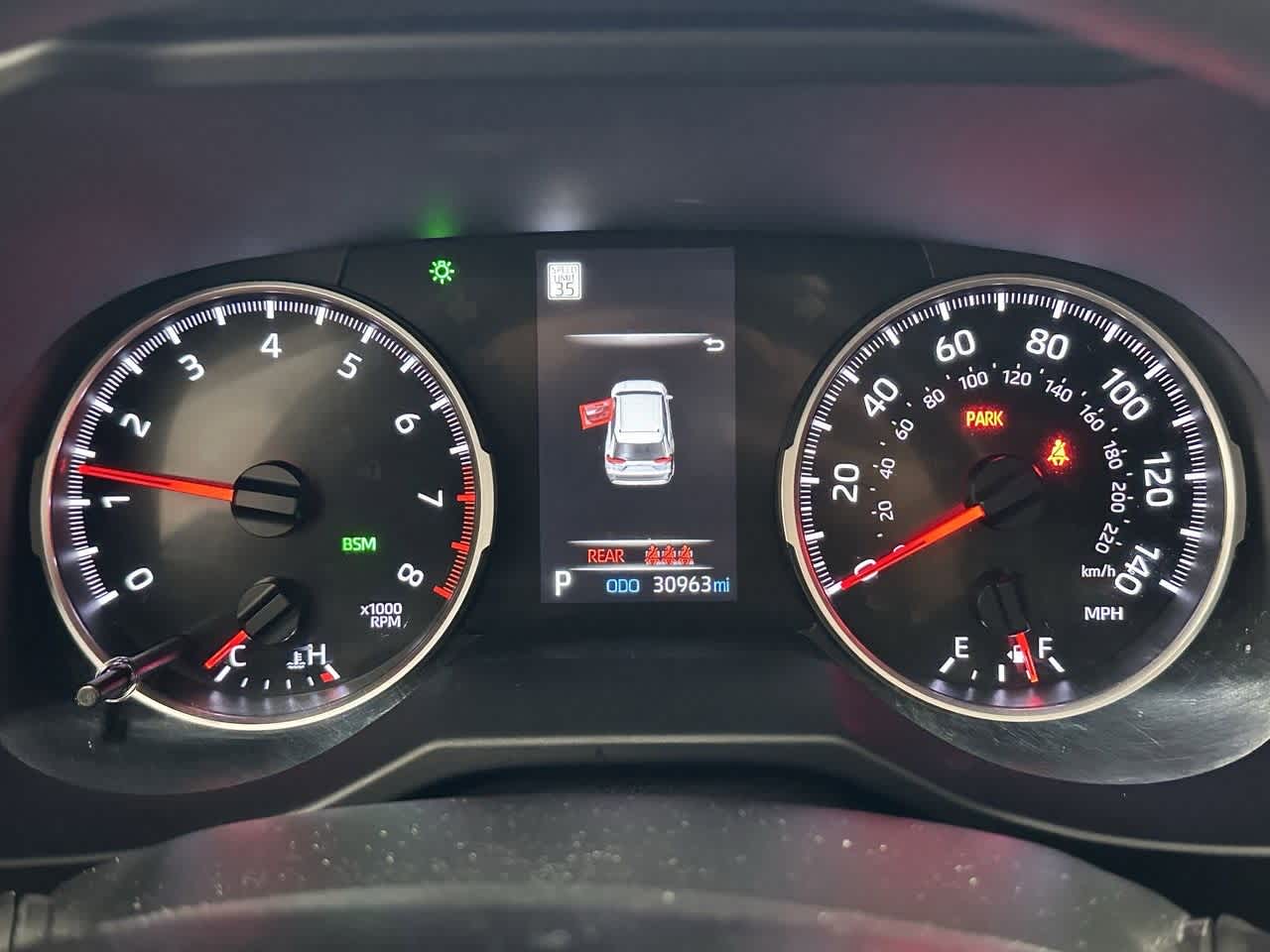 Thumbnail: 2022 Toyota RAV4 - 18