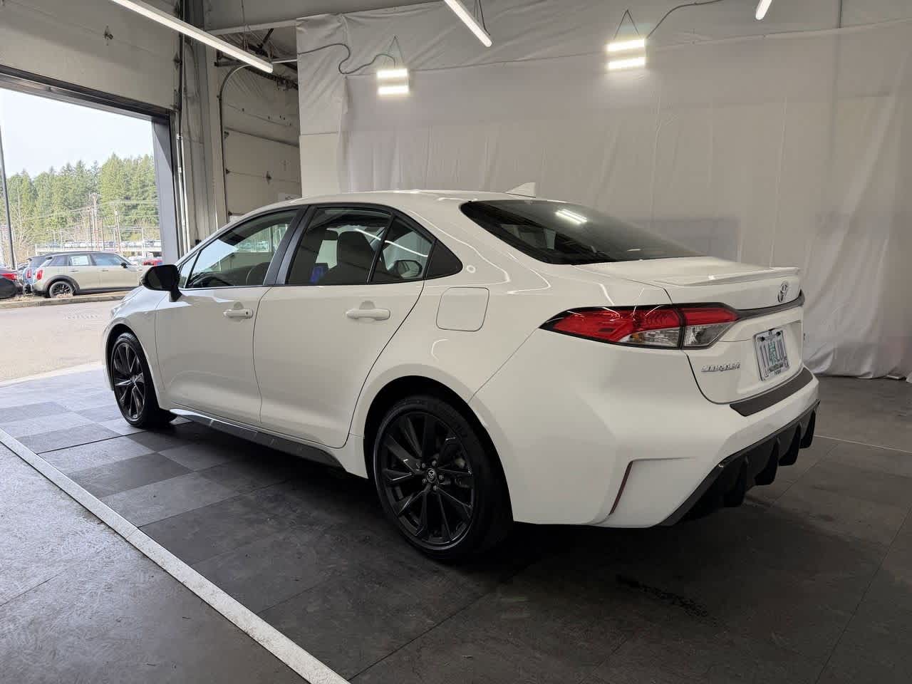 Thumbnail: 2024 Toyota Corolla - 3