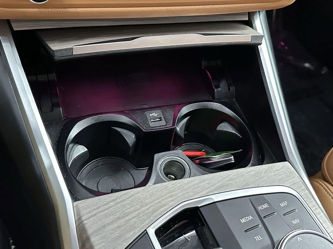 Thumbnail: 2025 BMW 3 Series - 24