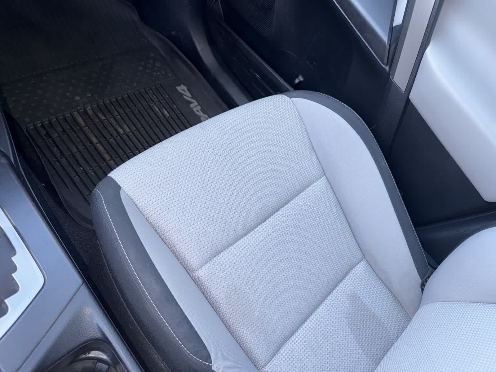Thumbnail: 2018 Toyota RAV4 - 2