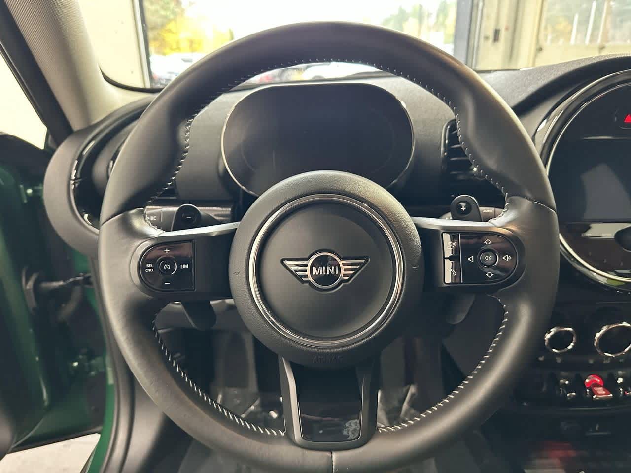 Thumbnail: 2023 MINI Cooper Clubman - 13