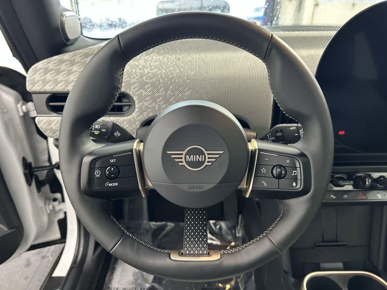 Thumbnail: 2025 MINI Cooper Hardtop - 13