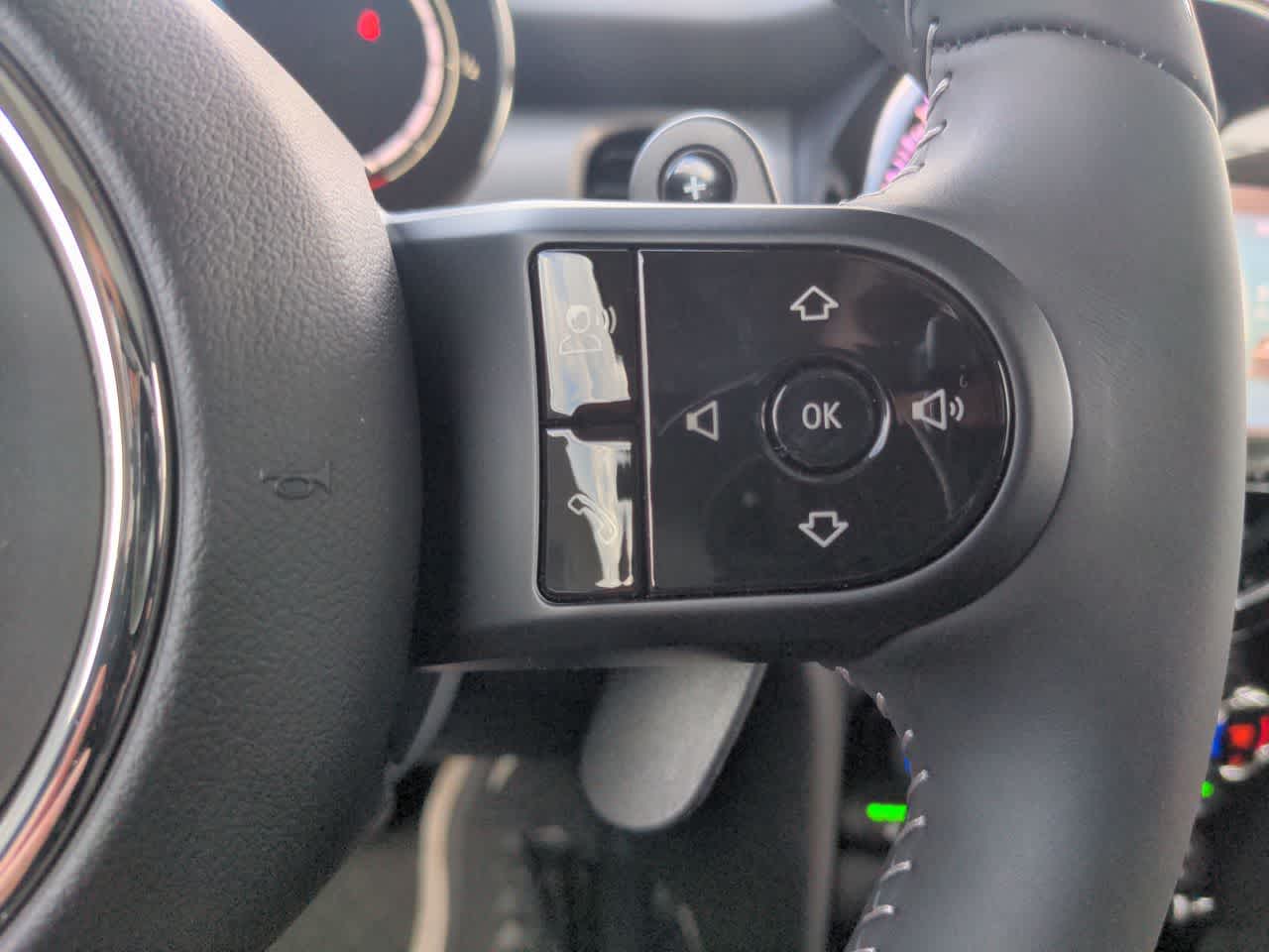 Thumbnail: 2023 MINI Cooper Hardtop - 23