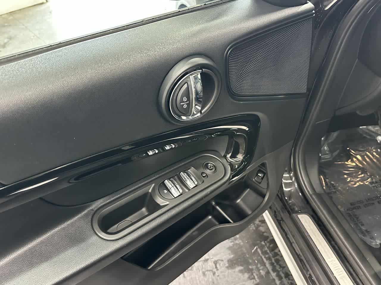 Thumbnail: 2022 MINI Cooper Countryman - 13