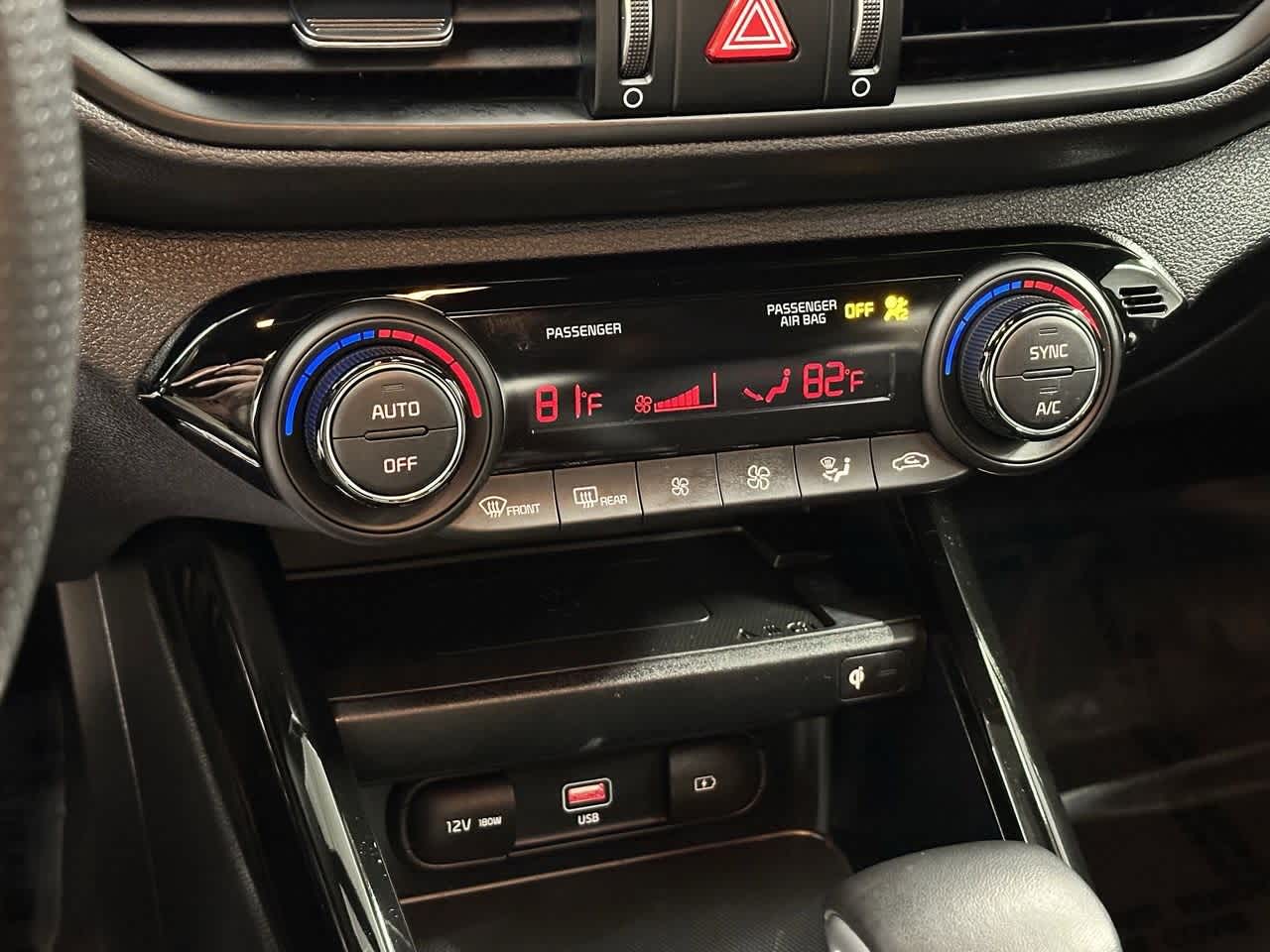 Thumbnail: 2023 Kia Forte - 21