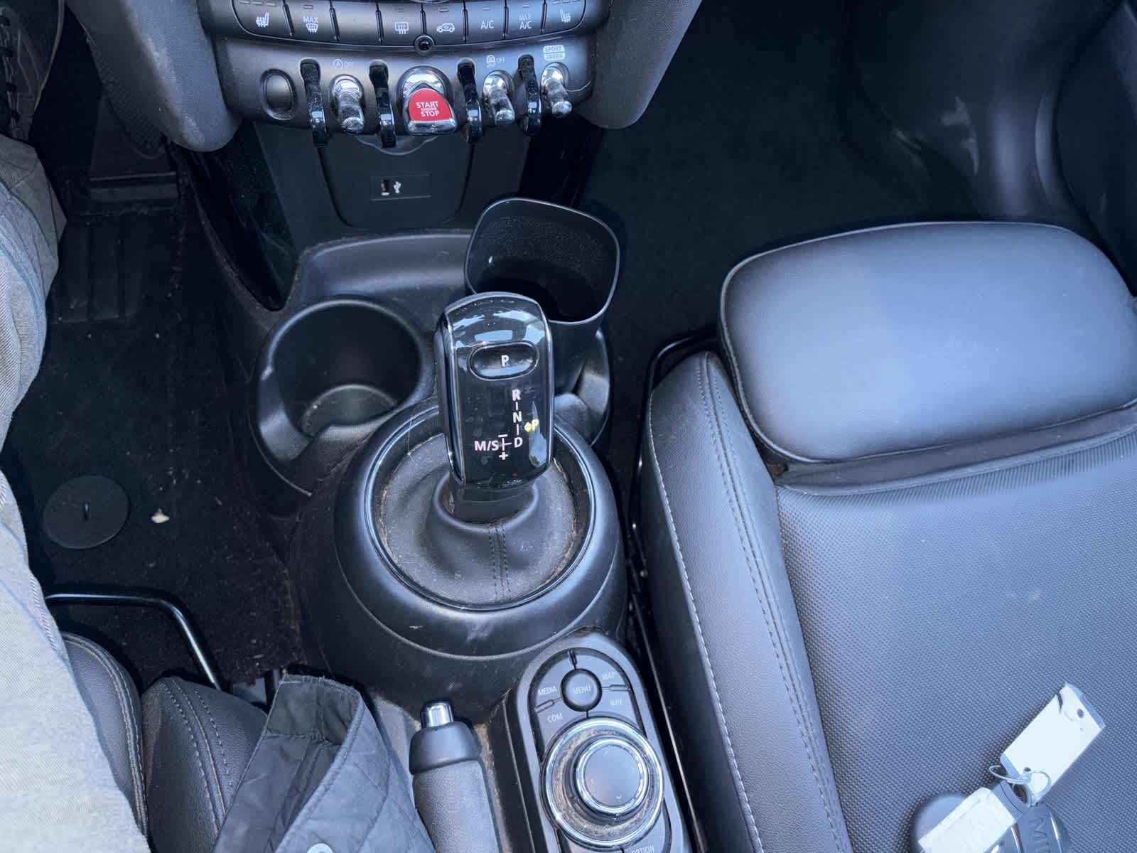 Thumbnail: 2024 MINI Cooper Hardtop - 8