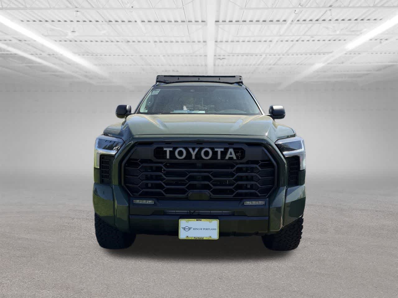 Thumbnail: 2022 Toyota Tundra - 8