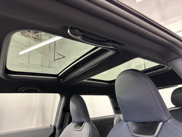 Thumbnail: 2025 MINI Cooper Hardtop - 13