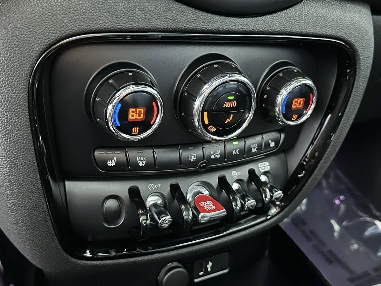 Thumbnail: 2021 MINI Cooper Clubman - 21