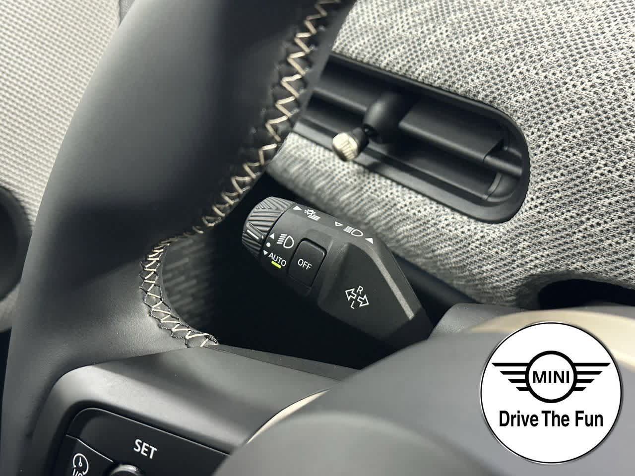 Thumbnail: 2025 MINI Cooper Hardtop - 15