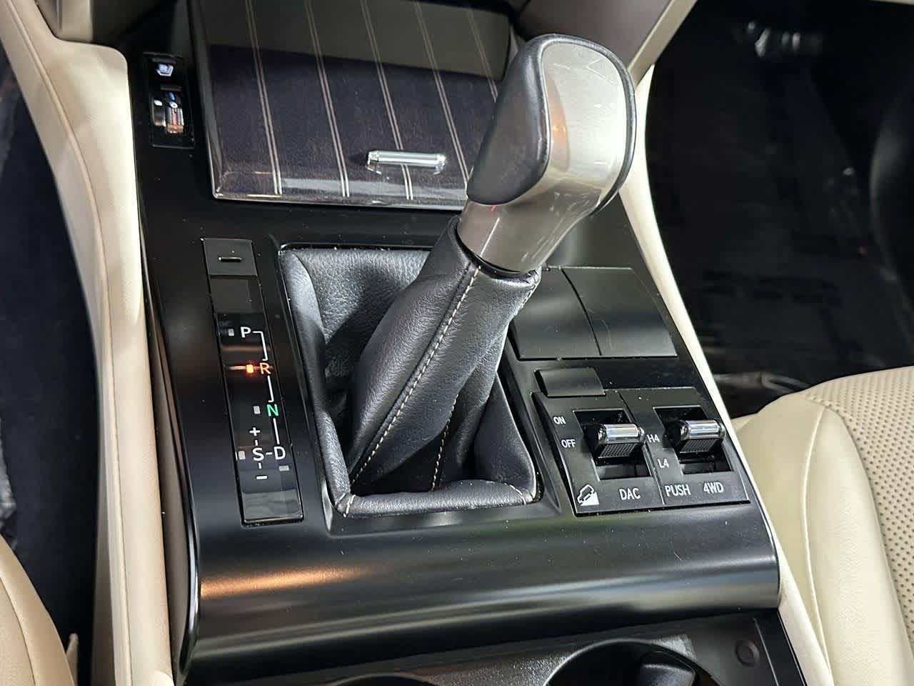 Thumbnail: 2021 Lexus GX - 24