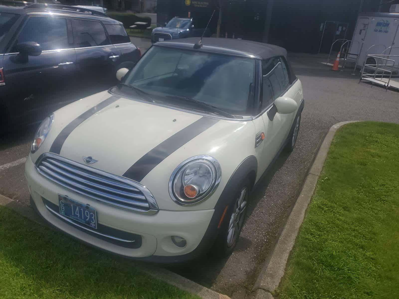 2011 MINI Cooper Base -
                  Portland, OR
