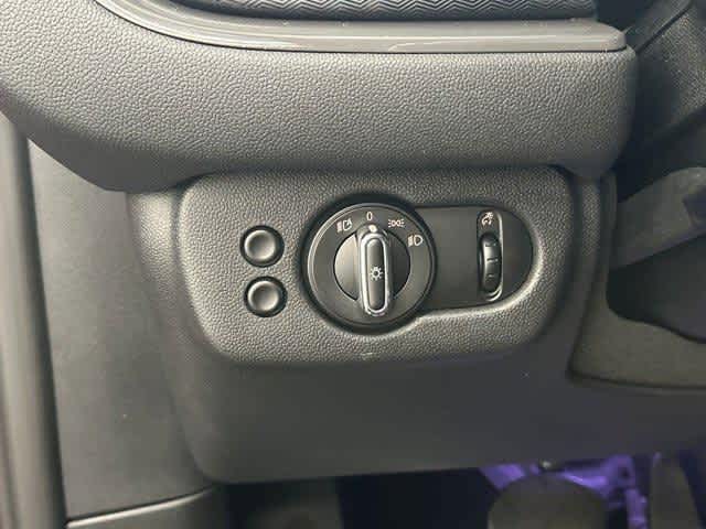 Thumbnail: 2017 MINI Cooper Clubman - 17