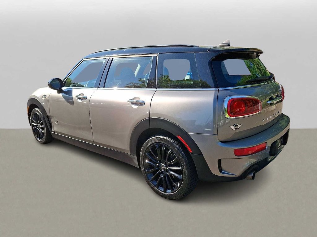 Thumbnail: 2017 MINI Cooper Clubman - 4