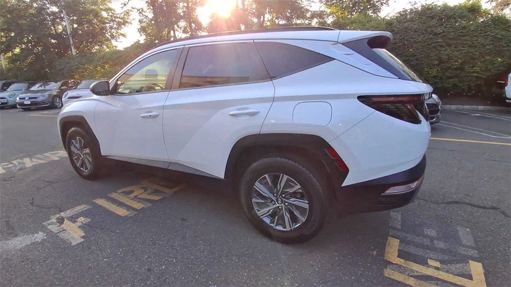 Thumbnail: 2022 Hyundai Tucson - 6