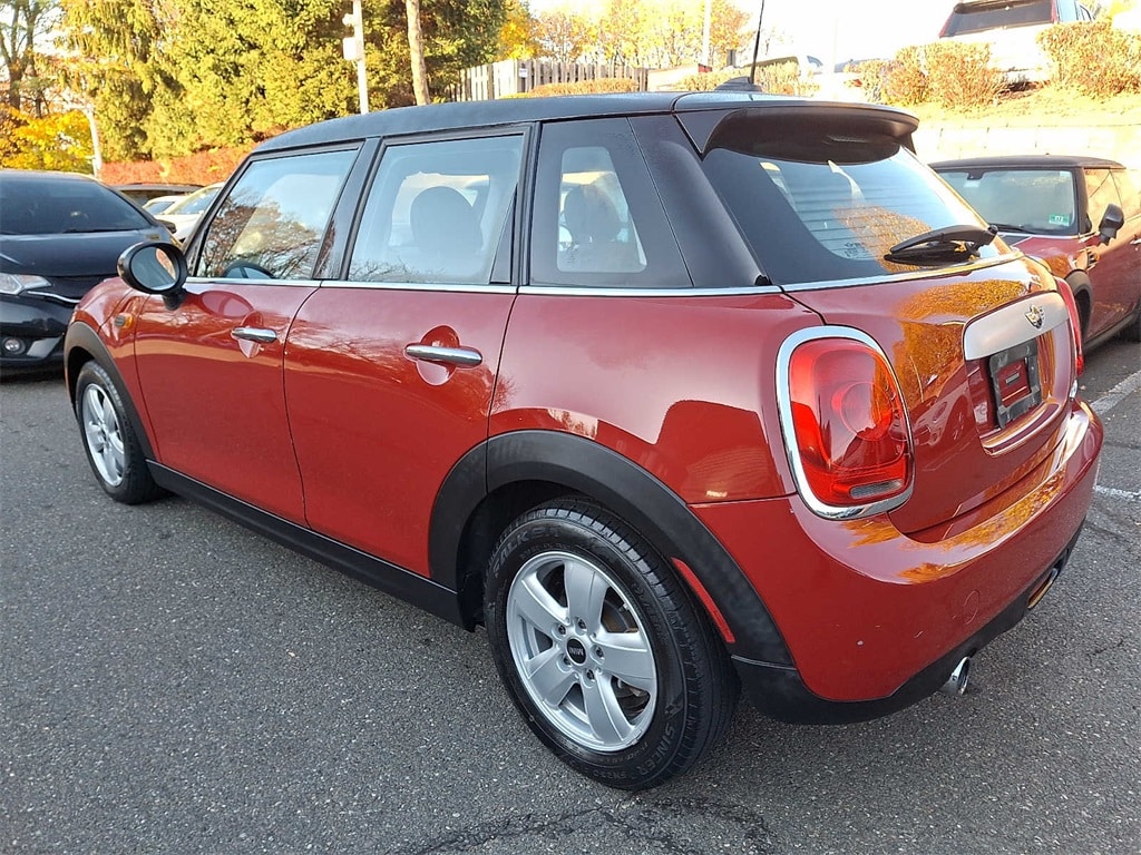 Thumbnail: 2015 MINI Cooper Hardtop - 6