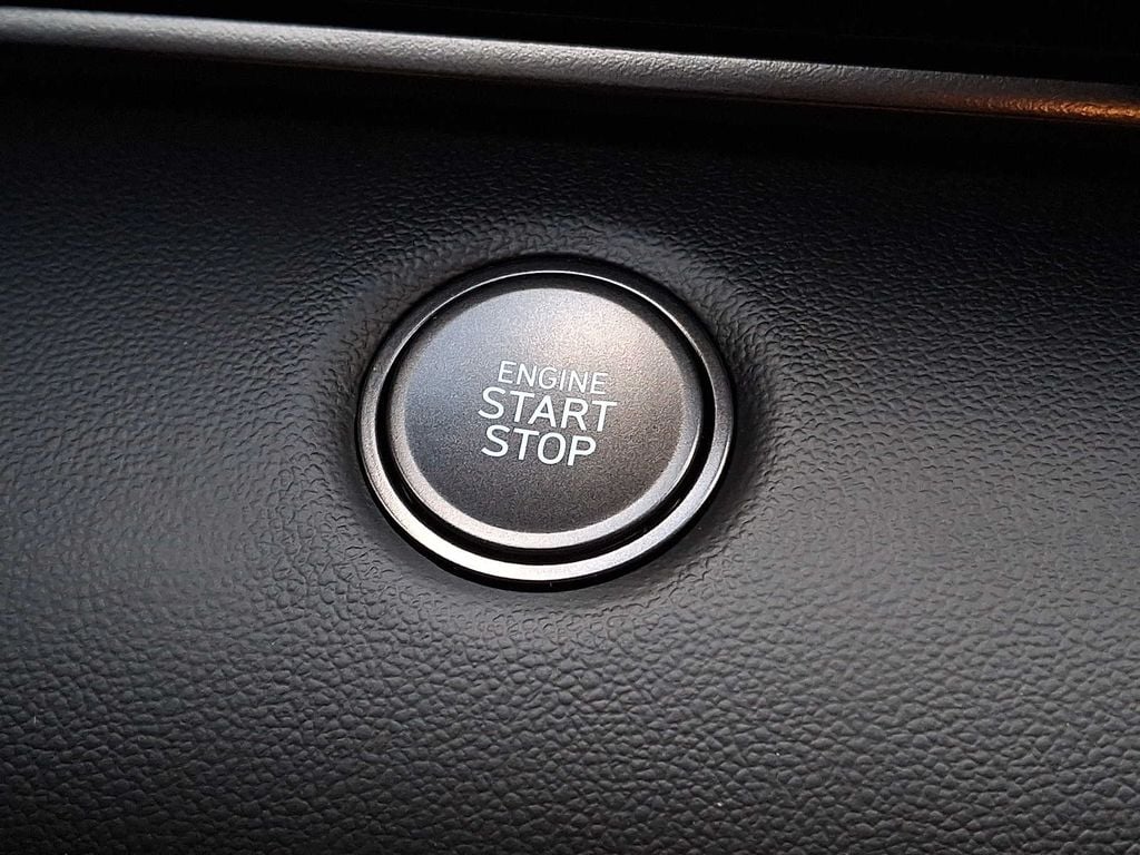 Thumbnail: 2022 Hyundai Elantra - 15