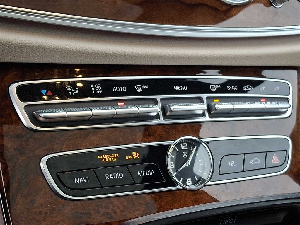 Thumbnail: 2019 Mercedes-Benz E-Class - 13