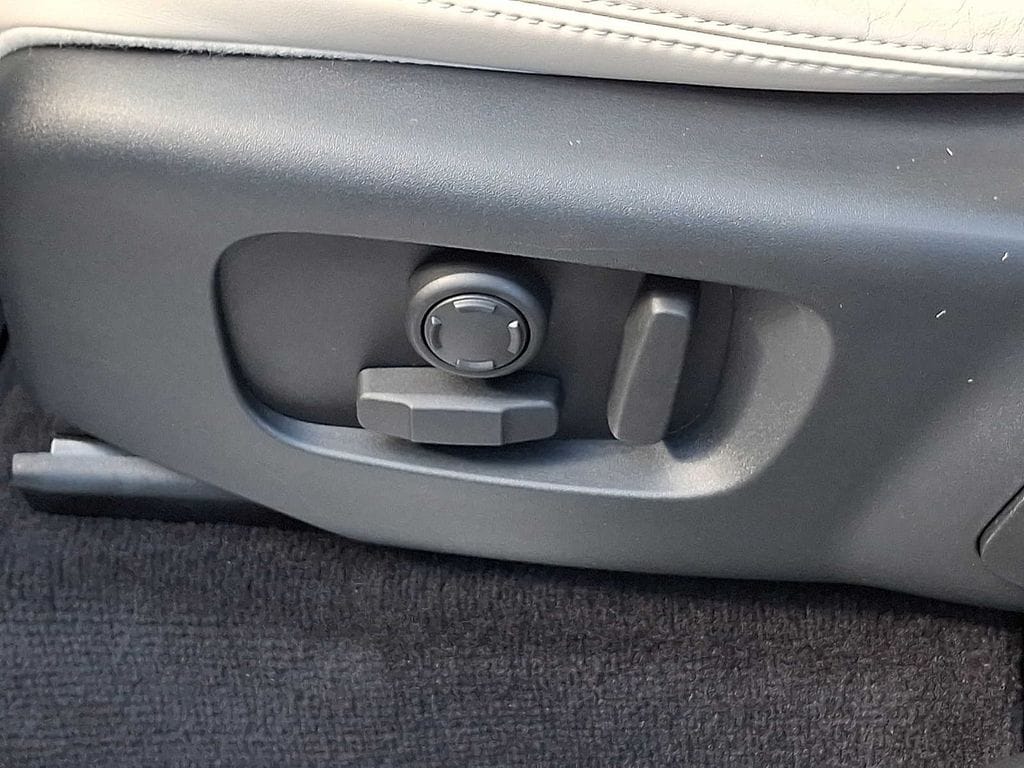 Thumbnail: 2021 Land Rover Range Rover Sport - 11