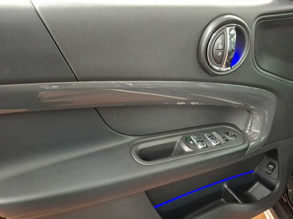 Thumbnail: 2020 MINI Cooper Countryman - 8