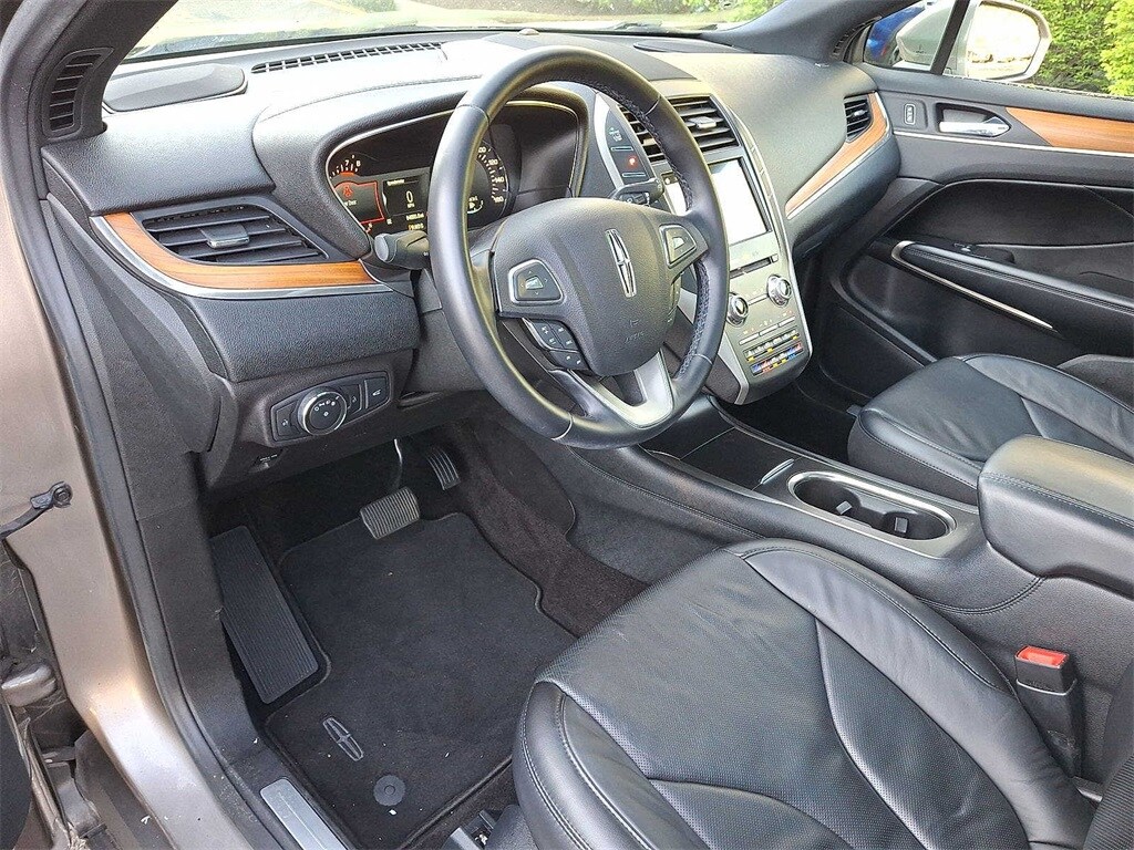 Thumbnail: 2017 Lincoln MKC - 20