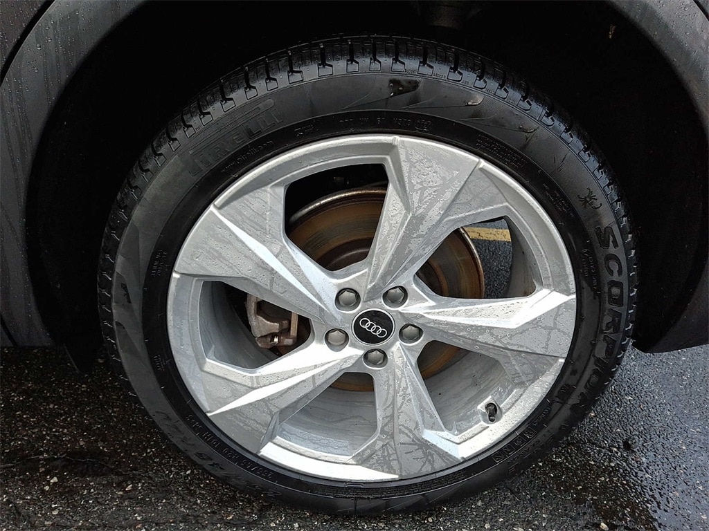 Thumbnail: 2021 Audi Q5 - 7