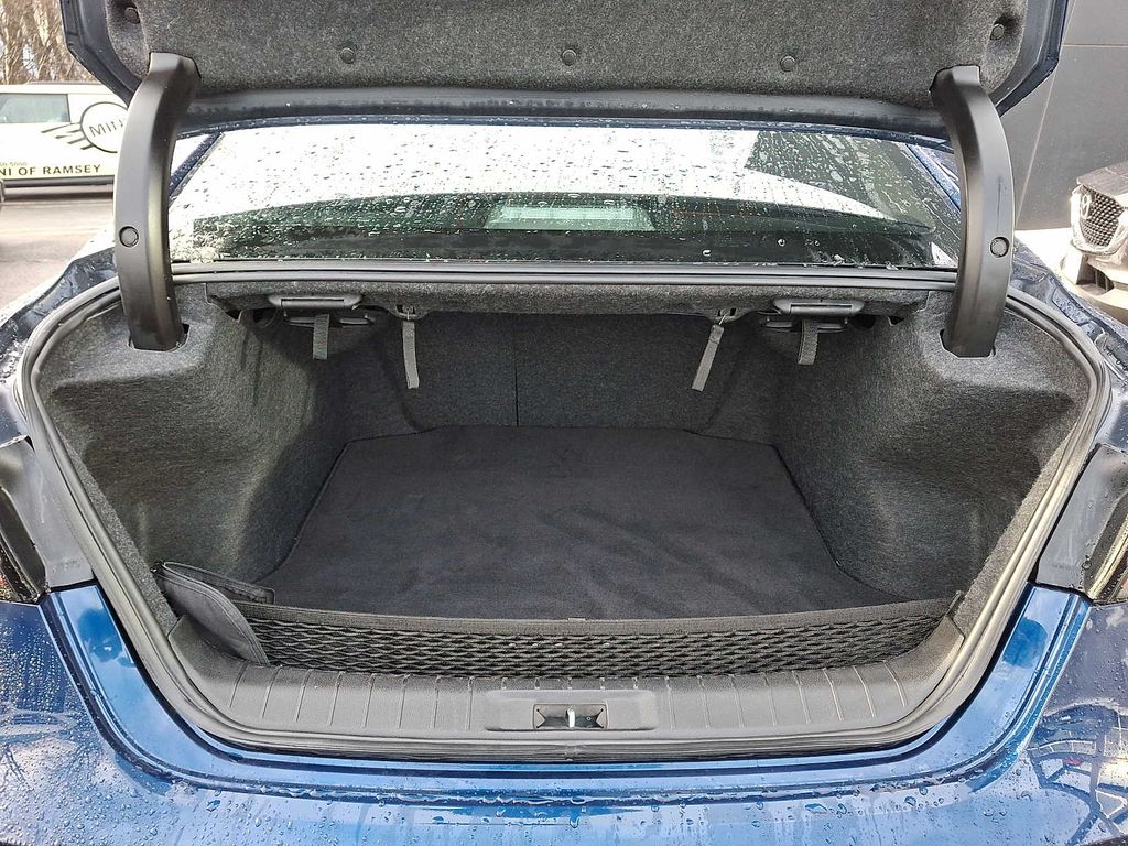 Thumbnail: 2021 Nissan Maxima - 27