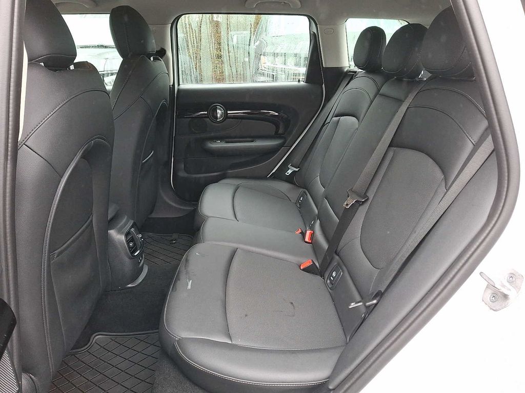 Thumbnail: 2023 MINI Cooper Clubman - 10