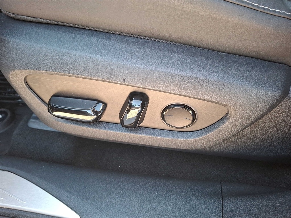 Thumbnail: 2023 Lexus RX - 11