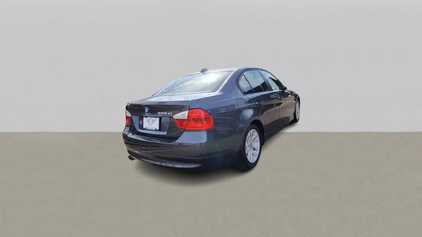 2006 BMW 3 Series  2