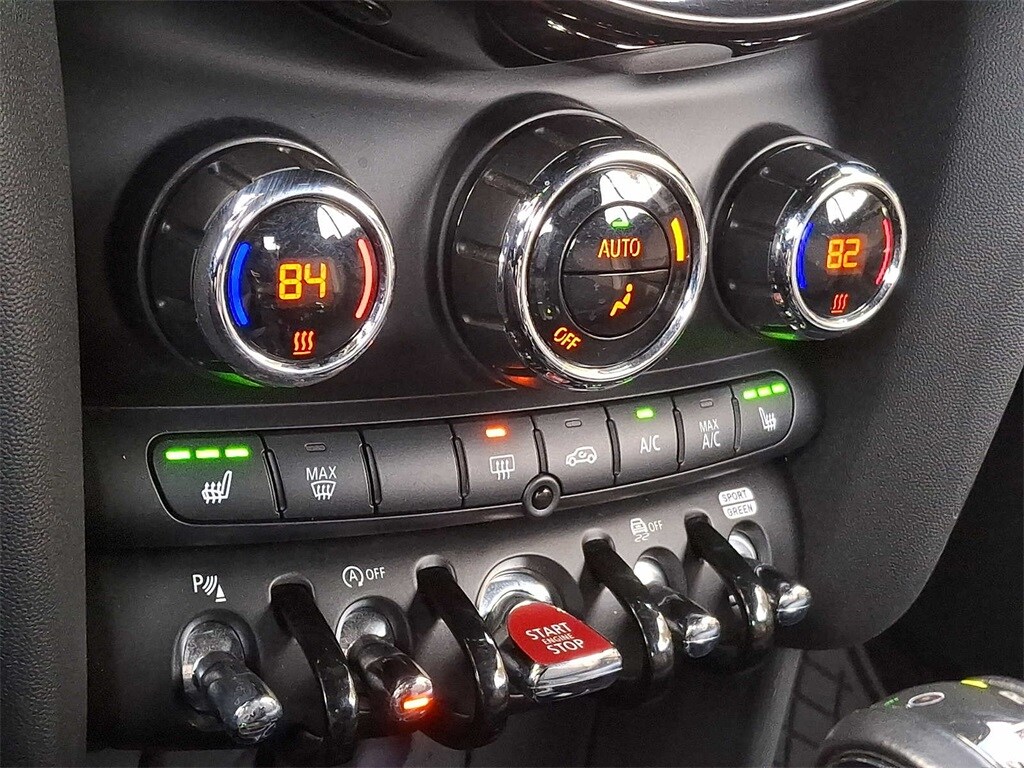 Thumbnail: 2018 MINI Cooper Convertible - 14