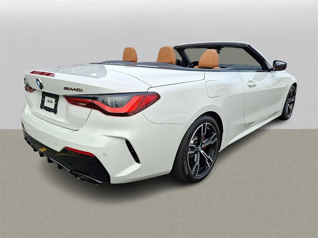 Thumbnail: 2023 BMW 4 Series - 4