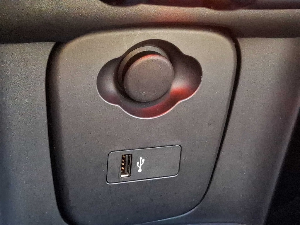 Thumbnail: 2023 MINI Cooper Hardtop - 25