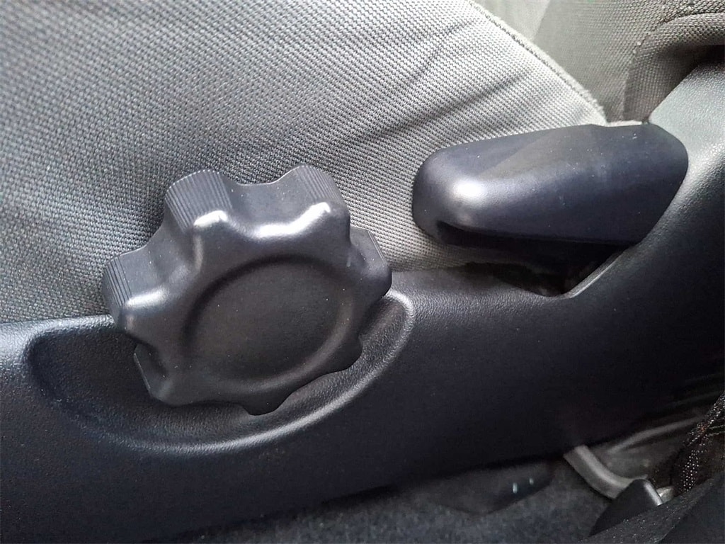 Thumbnail: 2020 Toyota Tacoma - 8