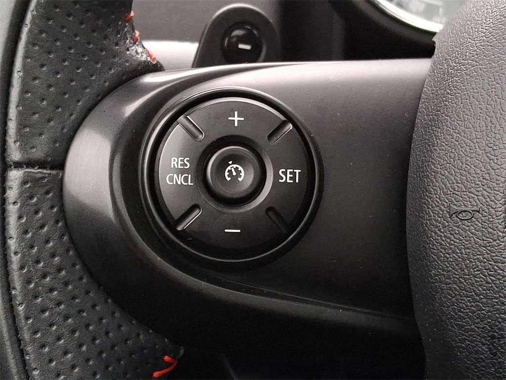 Thumbnail: 2019 MINI Cooper Countryman - 17