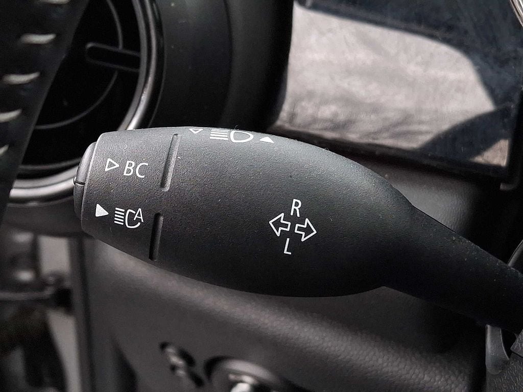 Thumbnail: 2023 MINI Cooper Hardtop - 23