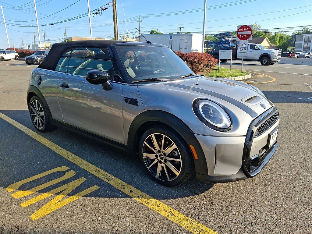 Thumbnail: 2024 MINI Cooper Convertible - 30