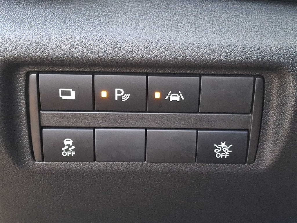 Thumbnail: 2022 Nissan Versa - 19