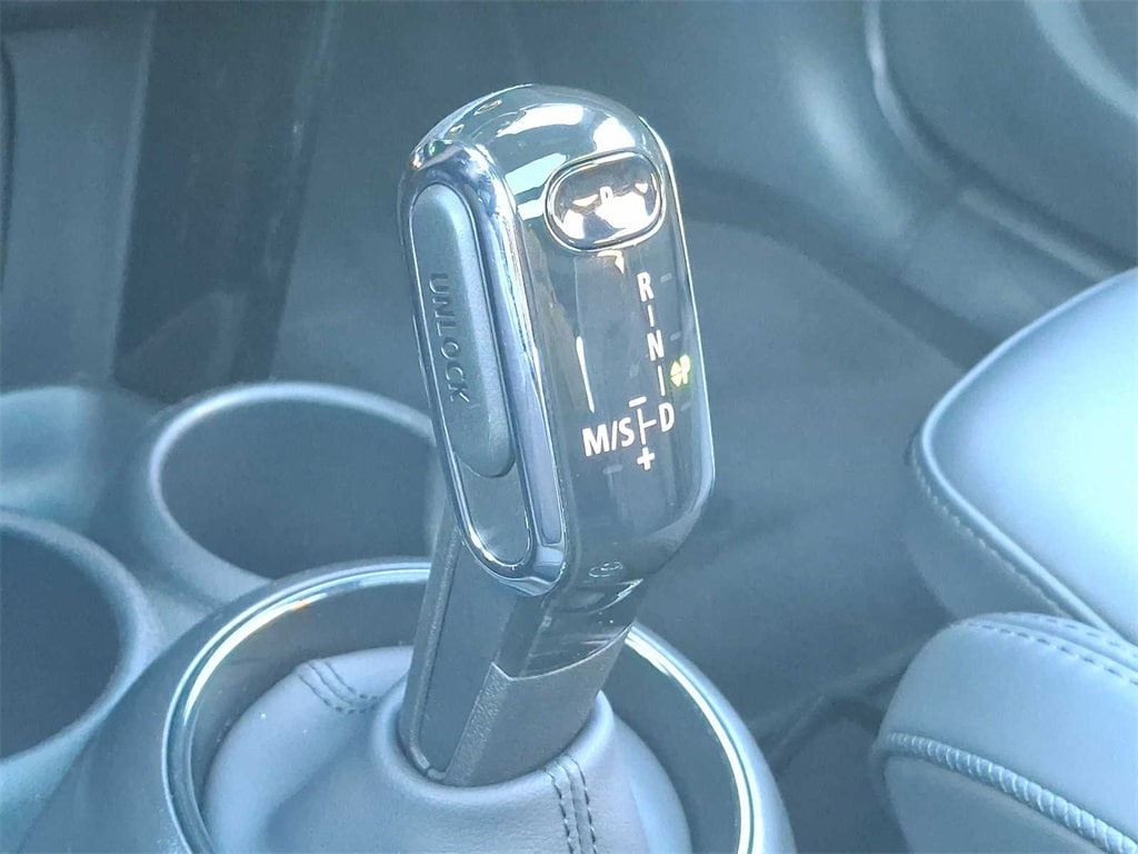 Thumbnail: 2024 MINI Cooper Hardtop - 13