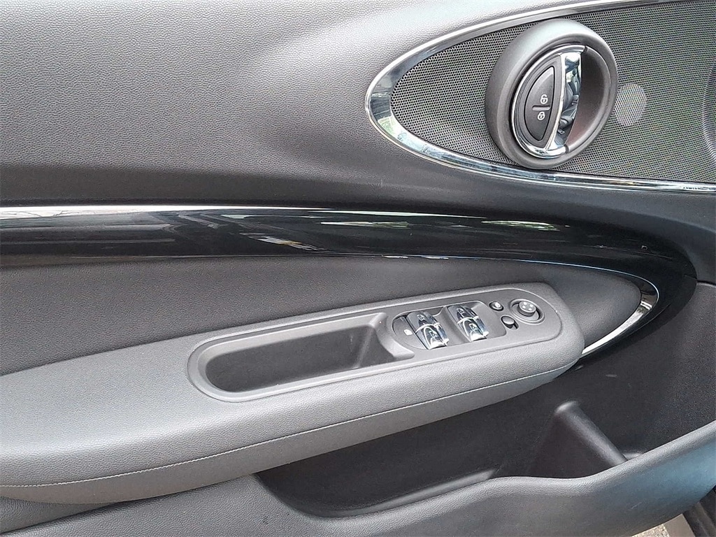 Thumbnail: 2023 MINI Cooper Clubman - 8