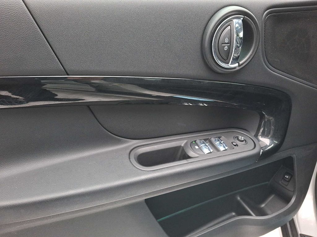 Thumbnail: 2023 MINI Cooper Countryman - 9