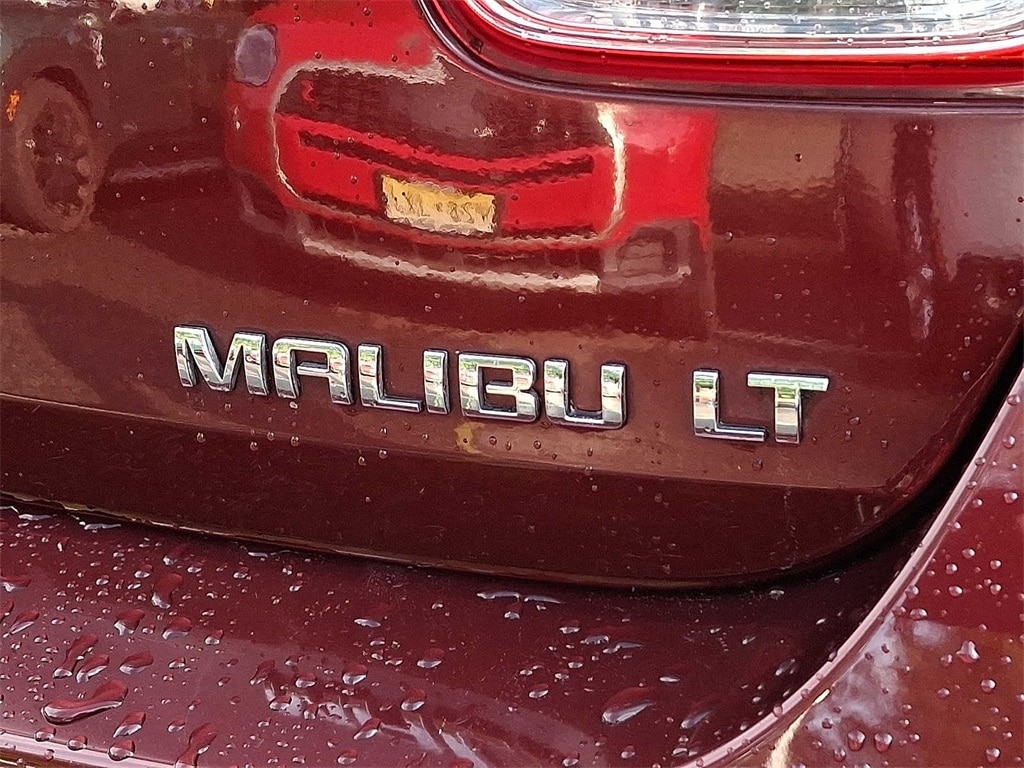 Thumbnail: 2015 Chevrolet Malibu - 24